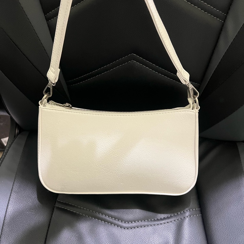 White Women's shoulder Bag
